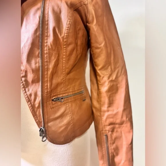 Only True Collection Jacket - Picture 2 of 4